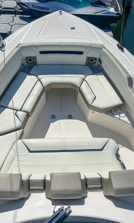 Tiara 43 LS 1